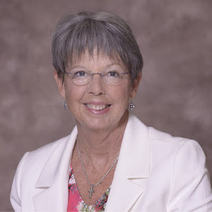 Meet your Posher, Moira